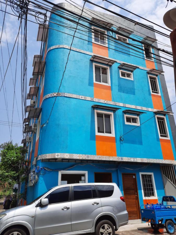 Blue Nest Apartment Manila Bagian luar foto